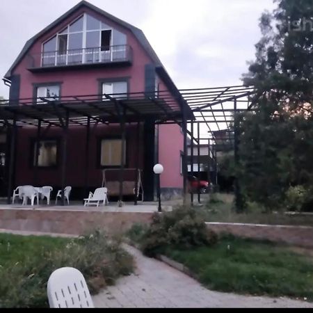 Коттедж 3-Ех Уровневый Almatý Exterior foto
