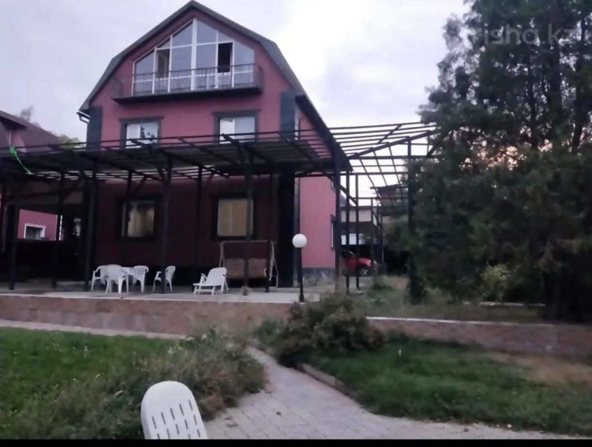 Коттедж 3-Ех Уровневый Almatý Exterior foto